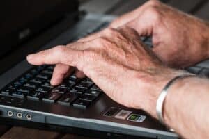 hands, old, typing