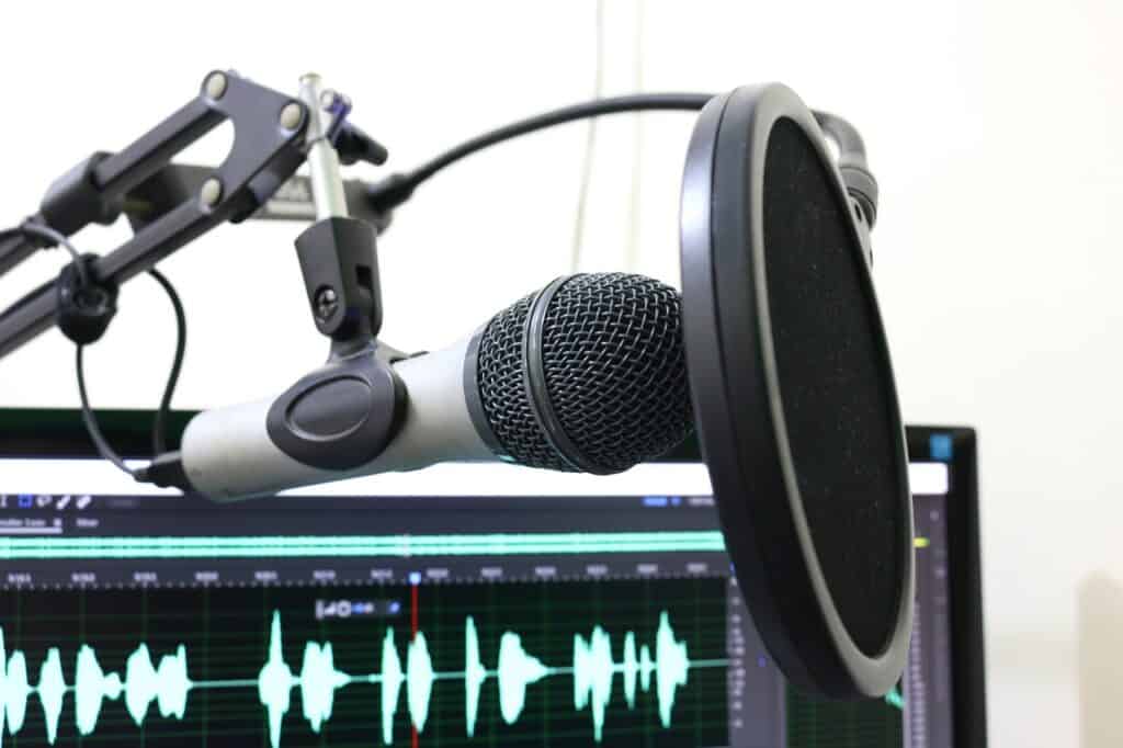 microphone, podcast, pop filter