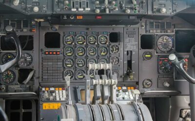 cockpit, armature, plane-587043.jpg