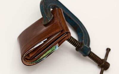 credit squeeze, taxation, purse-522549.jpg
