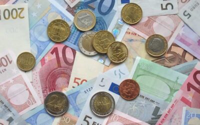 euro, bank notes, coins-1159935.jpg